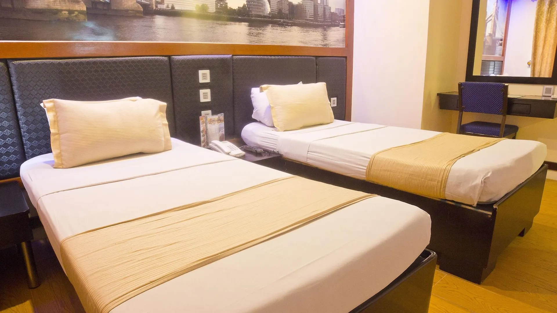 Eurotel Makati Makati City Szálloda
