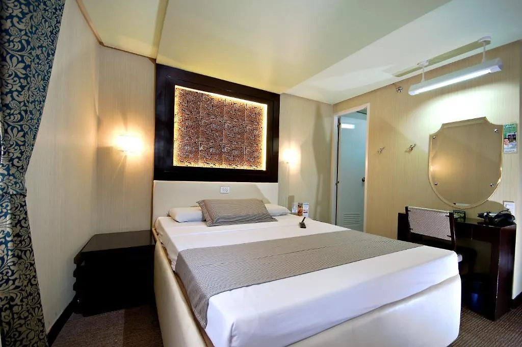 *** Szálloda Eurotel Makati Makati City Fülöp-szigetek